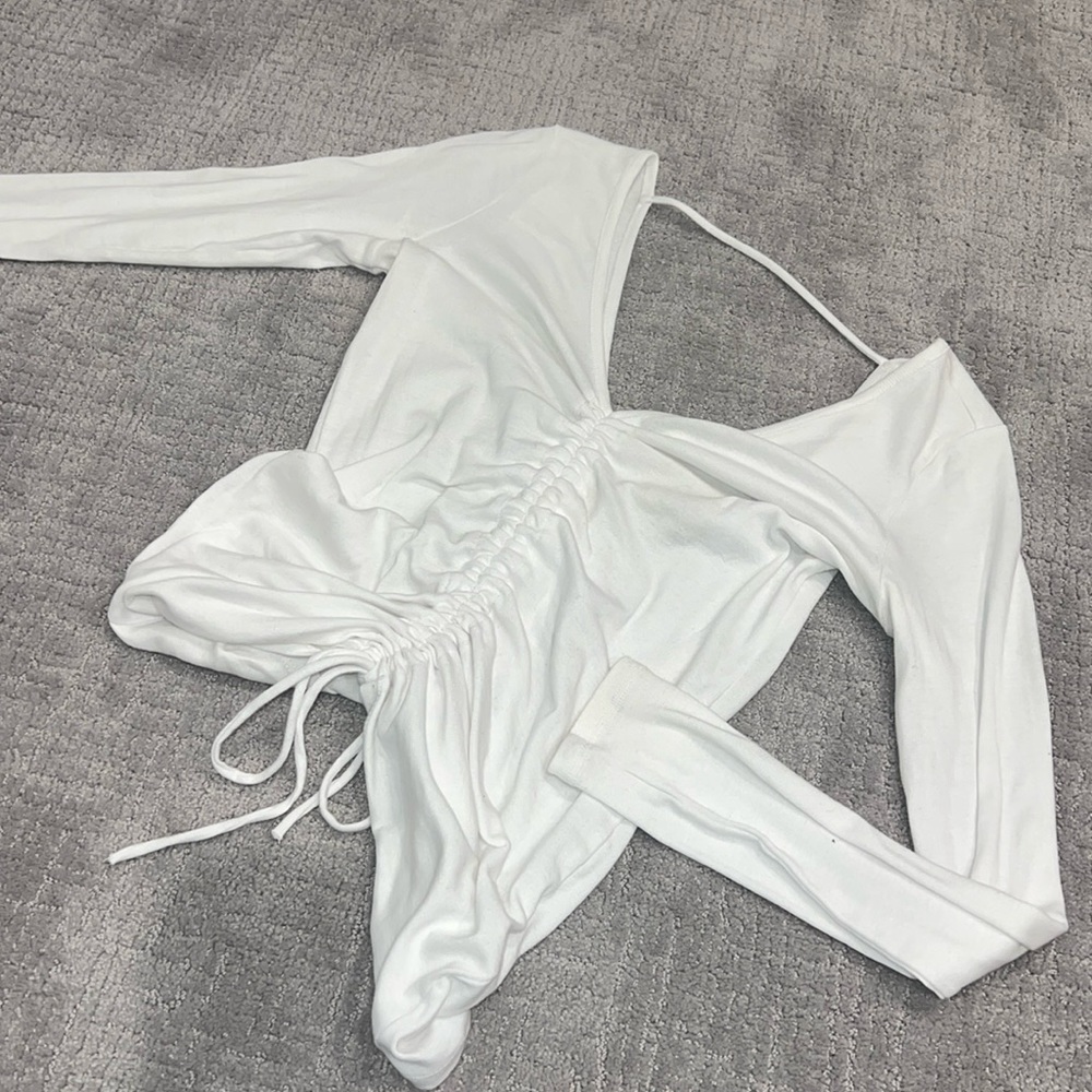 Chaser White Front Cinched Long Sleeve Top